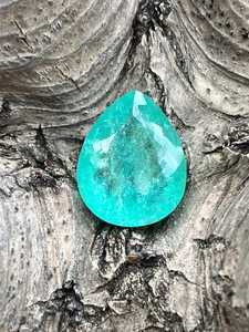 Tourmaline Verte Naturelle Authentique Néon Rare Coupe Poire Certifiée par un Certificat Tierce Partie Pierre Précieuse Libre Qualité Exceptionnelle pour Bijoux Fins - Product Image 3