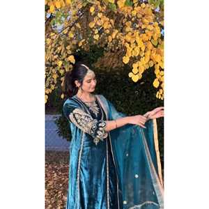 ชุดเซ็ตชุดปาร์ตี้สำหรับผู้หญิงดีไซน์เนอร์กับ dupatta และเย็บด้านล่างทั้งหมด - Product Image 3