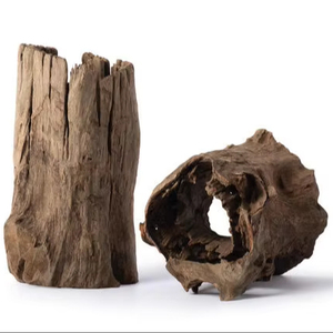 Pot de fleurs en forme de souche d'arbre naturelle - Product Image 1