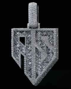 Colgante de Moissanita de Lujo con Forma de Escudo, Plata 925, Corte Brillante, Engaste de Canal, Estilo Hiphop, Colgantes Temáticos para Fiestas, Unisex - Product Image 4