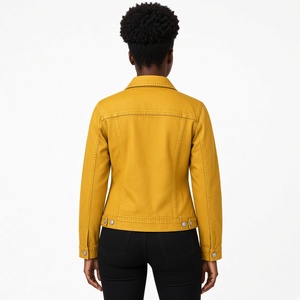 Chaqueta de Mezclilla Roja para Mujer, Marca PDK, con Cuello, Manga Larga, Bordado Decorativo, Cierre de Botones Frontales y Funcional - Product Image 2