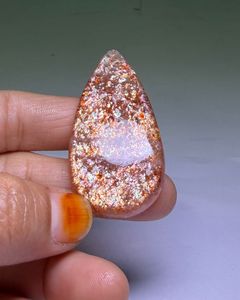 Pierre précieuse naturelle en cabochon de pierre de soleil orange, avec éclat doré et jeu de couleurs, pour bagues, pendentifs et conception de bijoux haut de gamme - Product Image 3