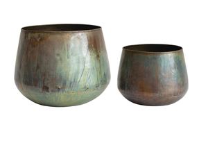 Pots de plantes vintage avec finition en détresse pour une utilisation intérieure et extérieure Lot de 2 jardinières décoratives en métal de fer - Product Image 6