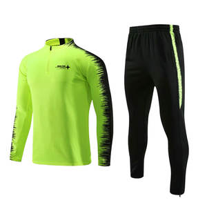 Survêtement de sport pour hommes sur mesure, prix de gros, impression de logo personnalisé, survêtement de sport pour hommes de haute qualité - Product Image 1