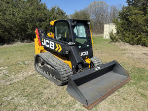 รถตักล้อยาง JCB 3TS-8T ปี 2021 พร้อมอุปกรณ์ยก ® ความจุ 12,615 ปอนด์ - Product Image 4