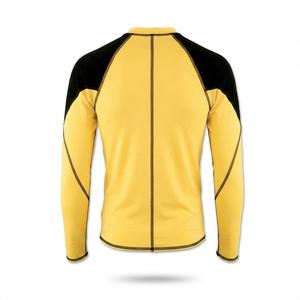 Rashguard OEM de haute qualité en Lycra Spandex jaune et noir à manches raglan pour entraînement BJJ MMA, vêtements de sports nautiques et de surf - Product Image 3