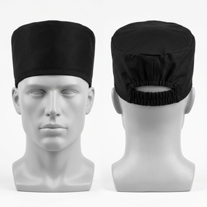 Casquette de chef professionnelle en polycoton imperméable 210 GSM, noire, unisexe, avec dos élastique, personnalisable pour restaurant et bar - Product Image 1