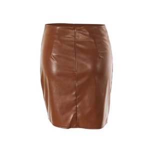 Mini-jupe asymétrique à taille haute en similicuir pour femme, style tissé brillant marron uni, toutes saisons - Product Image 3