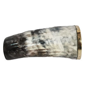 Jarra de Cerveza Vikinga Hecha a Mano, de Cuerno Natural de Búfalo con Borde de Latón, Ecológica y Duradera, Copa Medieval de la Mitología Nórdica - Product Image 4