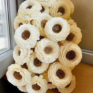 VADEE SOLA WOOD FLOWER White Ranunculus Style <b>Reed</b> <b>Diffuser</b> Flower Bundle Replacement Handmade Sustainable Dried <b>Reed</b> <b>Diffuser</b> - Product Image 6