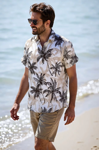 Vêtements de plage hawaïens OEM, chemise pour homme personnalisée, teinte en pièce, impression par sublimation, polyester, polos d'été pour homme, style hawaïen - Product Image 2