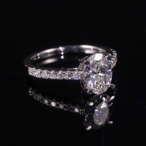 แหวน AMBER JEWELS T-1509 สำหรับทุกเพศ ทองคำแท้ 18K ชุบโรเดียม ประดับด้วยหินธรรมชาติทรงเรขาคณิต ได้รับการรับรองจาก IGI - Product Image 2