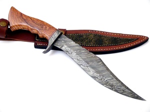 Handgeschmiedetes Bowie-Messer aus Damaszener Stahl mit Rosenholzgriff & Lederscheide, 15 Zoll, Damaszener Clip-Point-Messer mit verstecktem Schaft, Jagdmesser - Product Image 1
