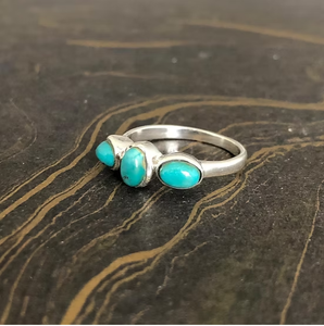Bague élégante minimaliste en argent 925 avec trois pierres turquoise bleues, pour tous les jours et toutes occasions, bijoux en gros - Product Image 5