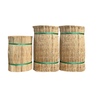 Tapis en jonc tissé haute densité SEDGE MAT, barrière anti-froid en paille pour l'aménagement paysager à bon prix - Product Image 1
