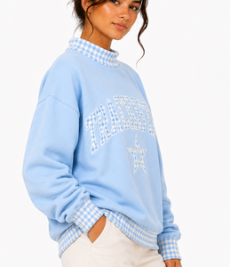 Sudadera de cuello alto para mujer, personalizada de fábrica, con apliques de letras, manga larga, diseño de lunares en contraste, estilo oversize. - Product Image 4