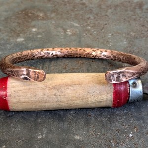 Bracelet manchette en cuivre massif et épais pour homme et femme, style rustique martelé, cadeau pour lui et pour elle - Product Image 3