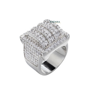 Anillo de Diamantes de Plata 925 con Oro Blanco, Corte Brillante Redondo, Diamantes Cultivados en Laboratorio, Lujoso, Unisex, para Uso Diario - Product Image 3