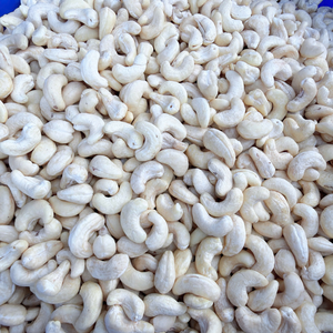 เม็ดมะม่วงหิมพานต์ราคาโรงงาน SANTIGO Kaju Badam คุณภาพดี MOQ ต่ำ ผลิตจากเวียดนาม - Product Image 1