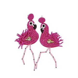 Pendientes clásicos unisex de cuentas de cristal hechas a mano con letras, diseño de sombrero, color rosa y negro, estilo maestra, novedades para boda - Product Image 4