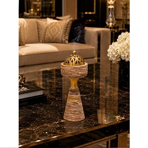 เตาเผากำยานโลหะโบราณหรูหรา ลวดลายดอกไม้แกะสลัก พร้อมฐานทรงกรวย - Product Image 6