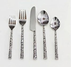 Ensemble de couverts modernes en acier inoxydable, couteau, fourchette, cuillère, passe au lave-vaisselle, finition miroir haute brillance, manche plaqué argent - Product Image 1