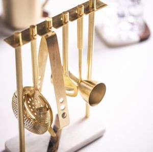 Ensemble d'outils de bar minimalistes en acier inoxydable, écologiques, avec options personnalisables, design épuré pour une utilisation moderne à la maison et en milieu commercial - Product Image 6