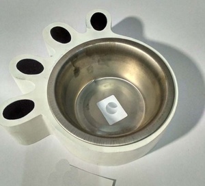 Support de bol en bois personnalisé en forme de patte pour animaux de compagnie Mangeoire de service de nourriture en acier portable pour chiens et chats Application d'eau en ligne - Product Image 5