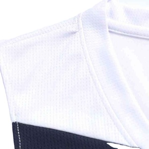 Nouvelle tenue de sport de basketball unisexe personnalisée 100 % polyester respirant sans manches taille élastique réversible devant toutes saisons pour équipe - Product Image 3