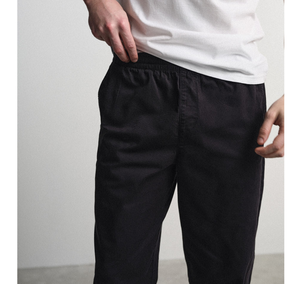 กางเกงชิโน่ผู้ชายผ้าฝ้ายออร์แกนิคแบบเป็นมิตรต่อสิ่งแวดล้อม ทรงหลวม ขากระบอกเล็ก น้ำหนักเบา ระบายอากาศได้ดี ไม่ยับง่าย ทันสมัย เหมาะสำหรับฤดูร้อน - Product Image 5