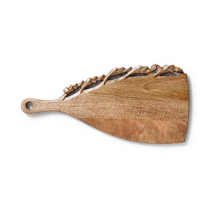 Planche à découper rectangulaire bohème en bois de pin sculpté à la main, épaisseur 2,0 cm |   Art populaire mandala écologique et durable en gros - Product Image 1