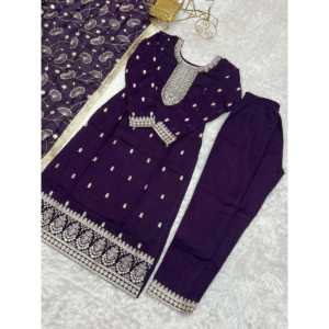 Magnifique haut et pantalon de taille XS avec Dupatta - Product Image 6