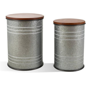 Juego de 2 mesas auxiliares rústicas estilo granja Glitzhome, taburetes de almacenamiento tipo barril de metal galvanizado con tapa redonda de madera para sala de estar - Product Image 1