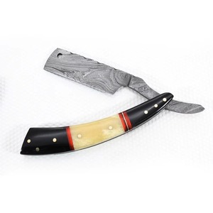 Navaja de Afeitar Recta de Acero de Damasco Premium con Mango de Cuerno de Búfalo, Herramienta Profesional de Barbería Forjada a Mano, Afeitadora Manual Vintage - Product Image 1