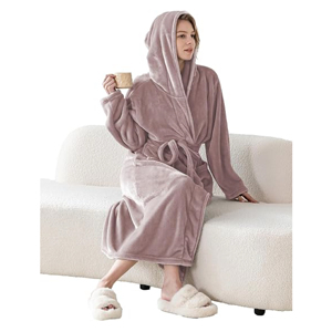 Bata de Baño con Capucha de Felpa Suave y Lujosa con Logotipo Personalizado para Mujer, Ropa de Dormir Cálida de Invierno, Bata de Spa de Terciopelo Coral Largo y Afelpado - Product Image 4
