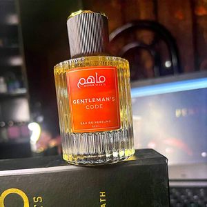 Botella de Vidrio Cilíndrica Acanalada de 50 ml con Atomizador, Aroma a Tabaco y Cuero, Lujoso y Masculino, Maham Scents Code Eau De Parfum - Product Image 2
