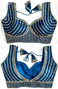 Colección de blusas de seda milanesa de la mejor calidad con trabajo de hilo Zari-Sequence-Thread, patrón de líneas curvas y cuello en forma de corazón a precio de mayorista. - Product Image 6