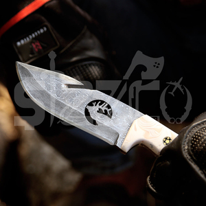 Cuchillo de caza OEM personalizado de acero de Damasco Wirecut, cuchillo Skinner con gancho para deshuesar, hoja fija, para camping, actividades al aire libre, EDC, con funda de cuero - Product Image 4