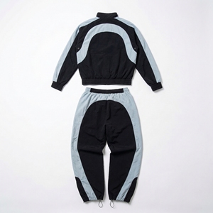 Conjuntos Deportivos Cortavientos de Poliéster Ligero y Ecológico para Hombre con Logotipo Personalizado, Más Vendidos, Impermeables, para Correr, con Capucha - Product Image 2