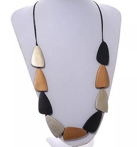 สร้อยคอเรซิ่นงานฝีมือ สร้อยคออะคริลิคทรงกลมสำหรับผู้หญิง สร้อยคอแฟชั่นแบบหนา - Product Image 4