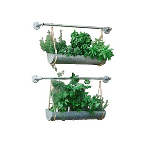 Jardinière murale suspendue à 3 niveaux en métal galvanisé, style ferme vintage, pour décoration intérieure ou extérieure, pour la maison ou le jardin. - Product Image 2