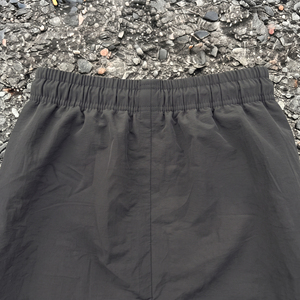 Shorts coupe-vent unisexe à séchage rapide en nylon imperméable avec boutons-pression pour la randonnée et l'entraînement en extérieur - Product Image 5