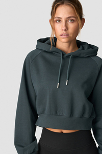 Nouvelle conception – Ensembles de sport d'hiver personnalisés à capuche pour femmes – Pulls amples en coton uni à manches longues et crop tops à capuche - Product Image 3