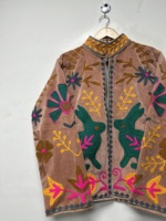 Veste bomber vintage pour femme en coton 100% brodée à la main, motif floral Suzani, style bohème, art ethnique folklorique, manches longues, respirante, pour l'hiver et l'automne