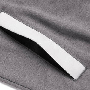 Chaqueta Varsity Premium de Lona para Hombre |   Mangas en contraste azul marino y blanco hielo |   Chaqueta Bomber de Forro Polar con Letras Bordadas, Impermeable, Estilo Urbano - Product Image 5