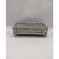 Boîte à bijoux rectangulaire en métal et verre avec couvercle à charnière, design moderne, présentoir transparent, organisateur de rangement, taille et capacité personnalisables, haute qualité