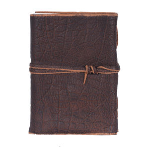 Diario hecho a mano con cubierta de cuero genuino vintage y correa para atar. - Product Image 3