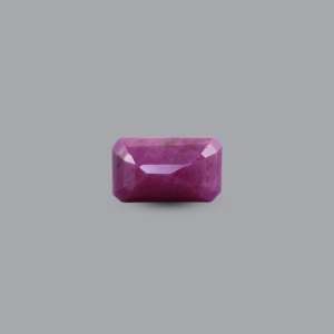 Luxury 9 Carat African Ruby Loose Gemstone Oval Cut for Fine Jewelry - Product Image 2