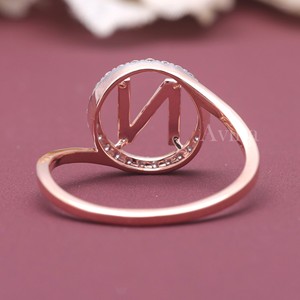 Anillo con Letra Inicial N de Diamante Redondo Cultivado en Laboratorio con Certificado IGI, Oro Rosa/Blanco y Amarillo de 18K, Anillo de Diamante con Letra del Alfabeto Personalizado - Product Image 4