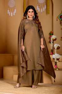 Conjunto de Kurti Anarkali Étnico de Lujo con Bordado Intenso y Dupatta - Product Image 4